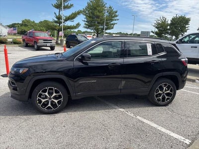 2026 Jeep Compass COMPASS LIMITED 4X4