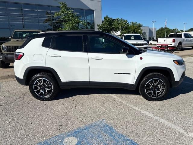 2025 Jeep Compass Trailhawk 4x4