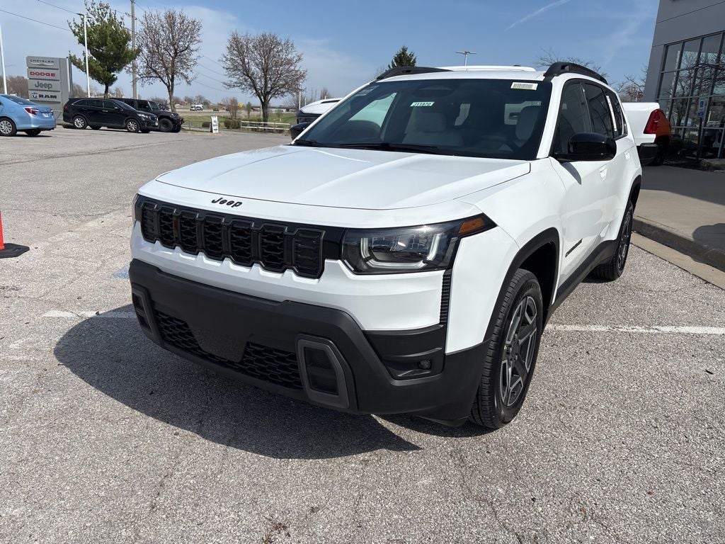 2026 Jeep Cherokee Laredo