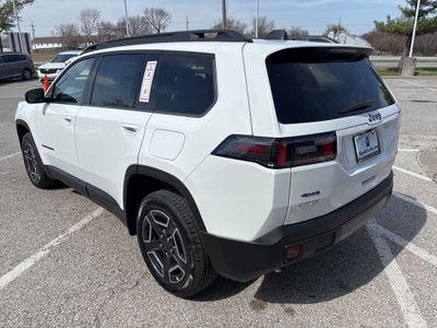 2026 Jeep Cherokee Laredo
