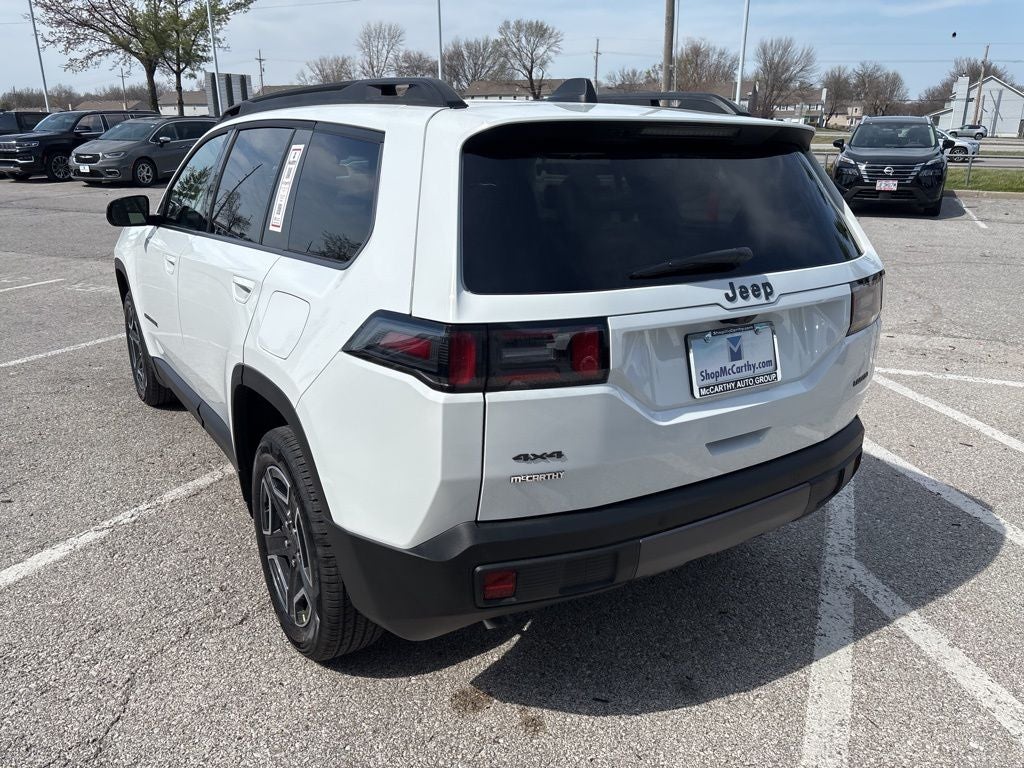 2026 Jeep Cherokee Laredo