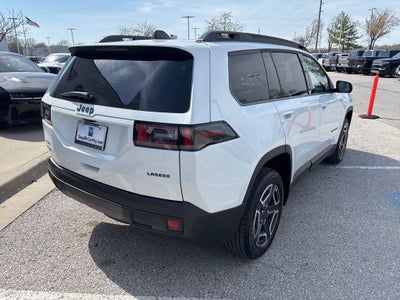2026 Jeep Cherokee Laredo