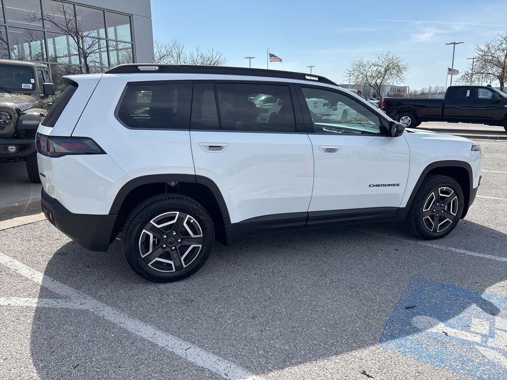 2026 Jeep Cherokee Laredo