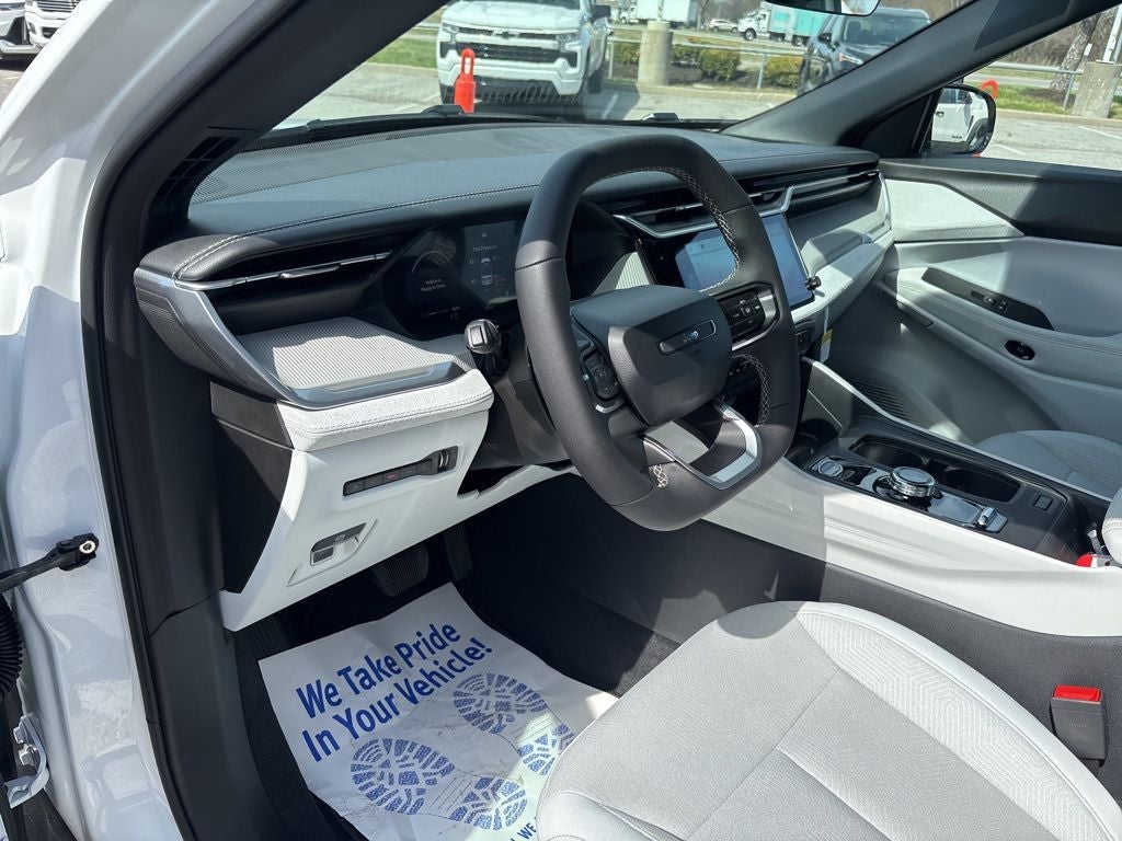 2026 Jeep Cherokee Laredo