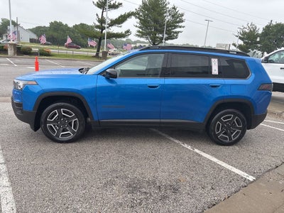 2026 Jeep Cherokee Laredo