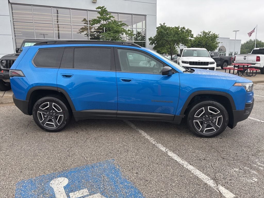 2026 Jeep Cherokee Laredo