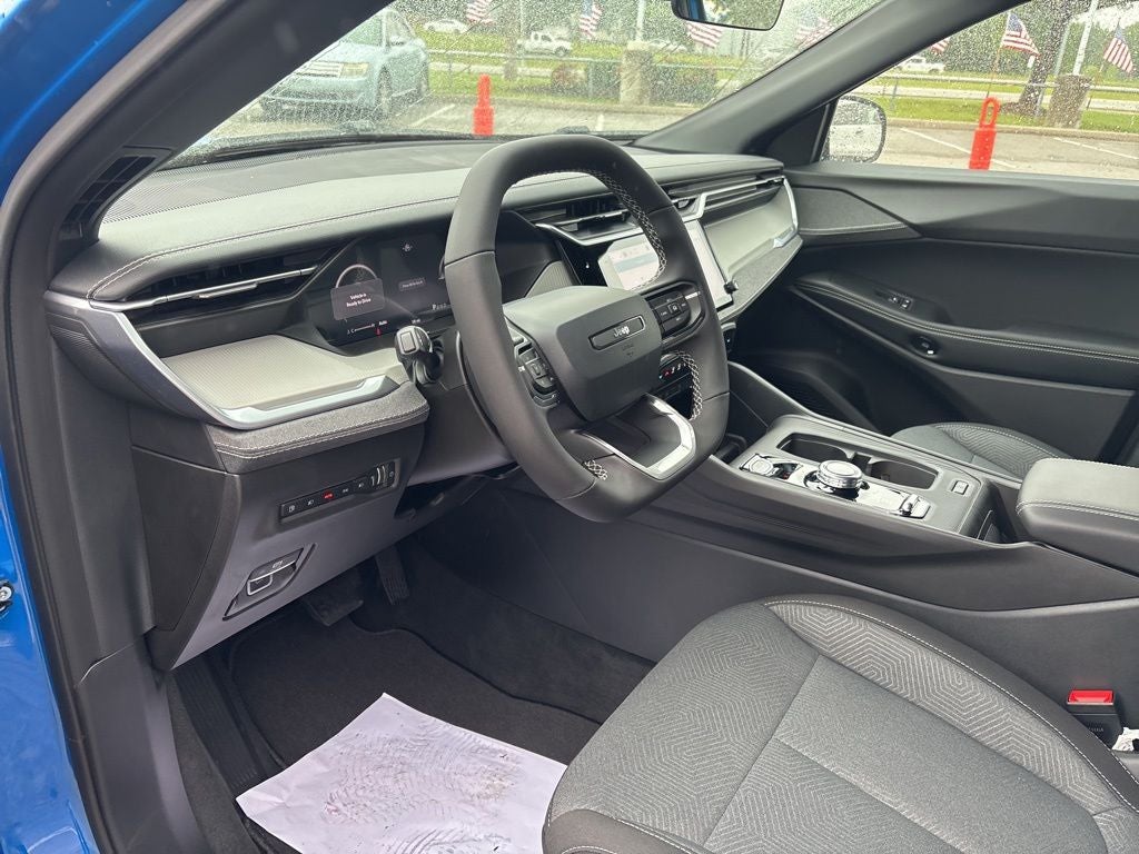 2026 Jeep Cherokee Laredo