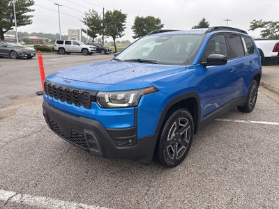 2026 Jeep Cherokee Laredo