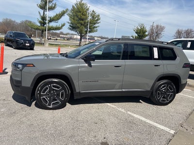 2026 Jeep Cherokee Laredo