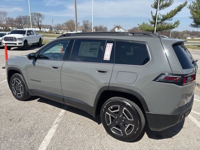 2026 Jeep Cherokee Laredo