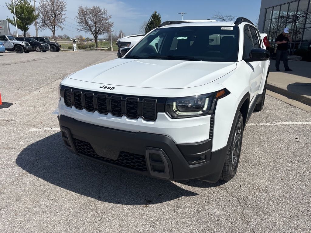 2026 Jeep Cherokee Laredo