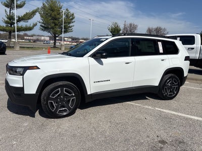 2026 Jeep Cherokee Laredo