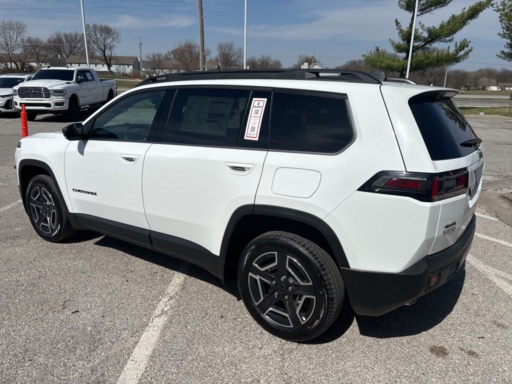 2026 Jeep Cherokee Laredo