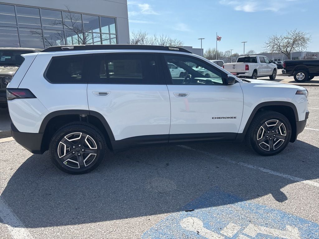 2026 Jeep Cherokee Laredo