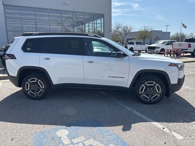 2026 Jeep Cherokee Laredo