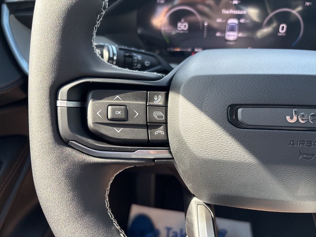 2026 Jeep Cherokee Laredo