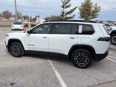 2026 Jeep Cherokee Laredo