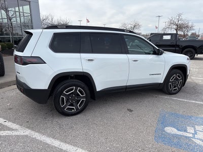 2026 Jeep Cherokee Laredo