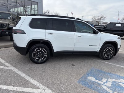 2026 Jeep Cherokee Laredo