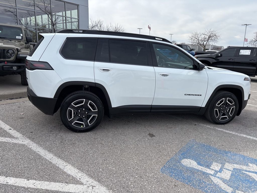 2026 Jeep Cherokee Laredo