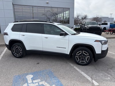 2026 Jeep Cherokee Laredo