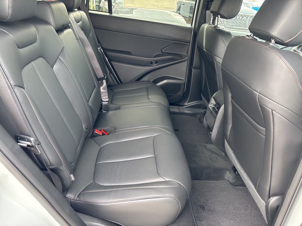 2026 Jeep Cherokee Laredo