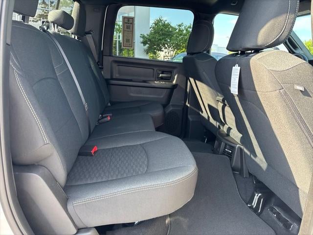 2027 RAM Ram 3500 RAM 3500 TRADESMAN CREW CAB 4X4 6'4' BOX