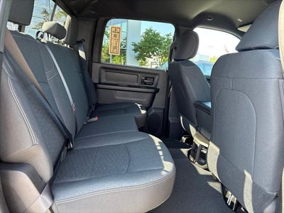 2027 RAM Ram 3500 RAM 3500 TRADESMAN CREW CAB 4X4 6'4' BOX