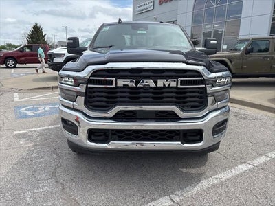 2026 RAM Ram 3500 RAM 3500 TRADESMAN CREW CAB 4X4 6'4' BOX