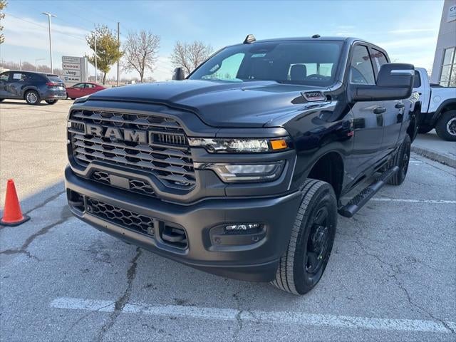 2026 RAM Ram 3500 RAM 3500 TRADESMAN CREW CAB 4X4 6'4' BOX