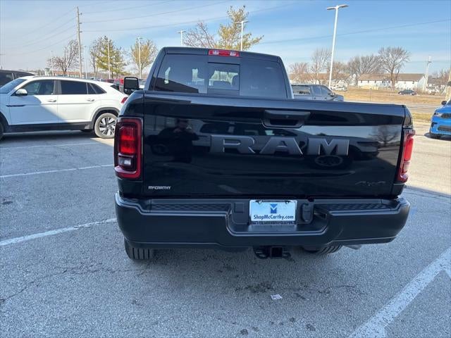 2026 RAM Ram 3500 RAM 3500 TRADESMAN CREW CAB 4X4 6'4' BOX