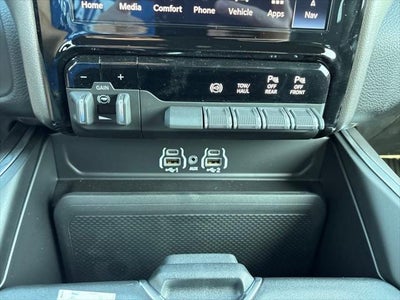 2026 RAM Ram 3500 RAM 3500 BIG HORN CREW CAB 4X4 6'4' BOX