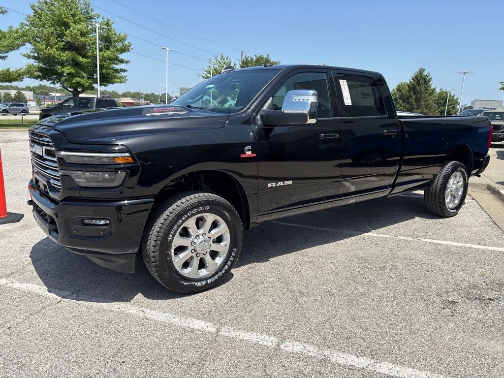 2026 RAM Ram 3500 RAM 3500 LARAMIE CREW CAB 4X4 8' BOX