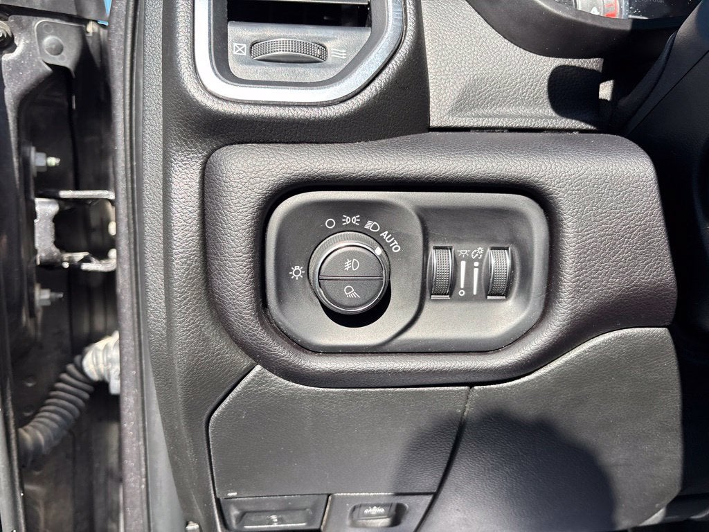 2023 RAM 3500 Laramie Crew Cab 4x4 8' Box