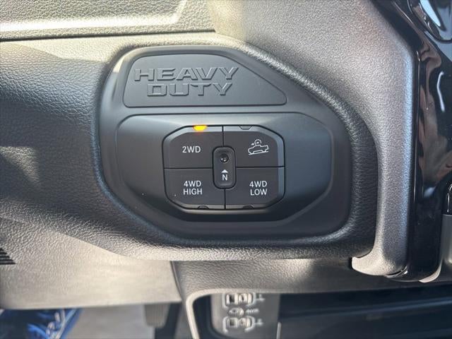 2026 RAM Ram 2500 RAM 2500 WARLOCK CREW CAB 4X4 6'4' BOX