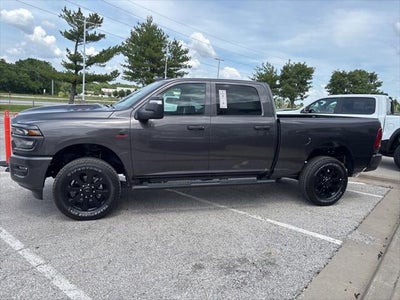 2026 RAM Ram 2500 RAM 2500 BLACK EXPRESS CREW CAB 4X4 6'4' BOX