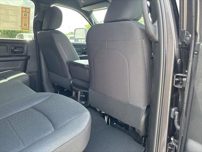 2026 RAM Ram 2500 RAM 2500 BLACK EXPRESS CREW CAB 4X4 6'4' BOX