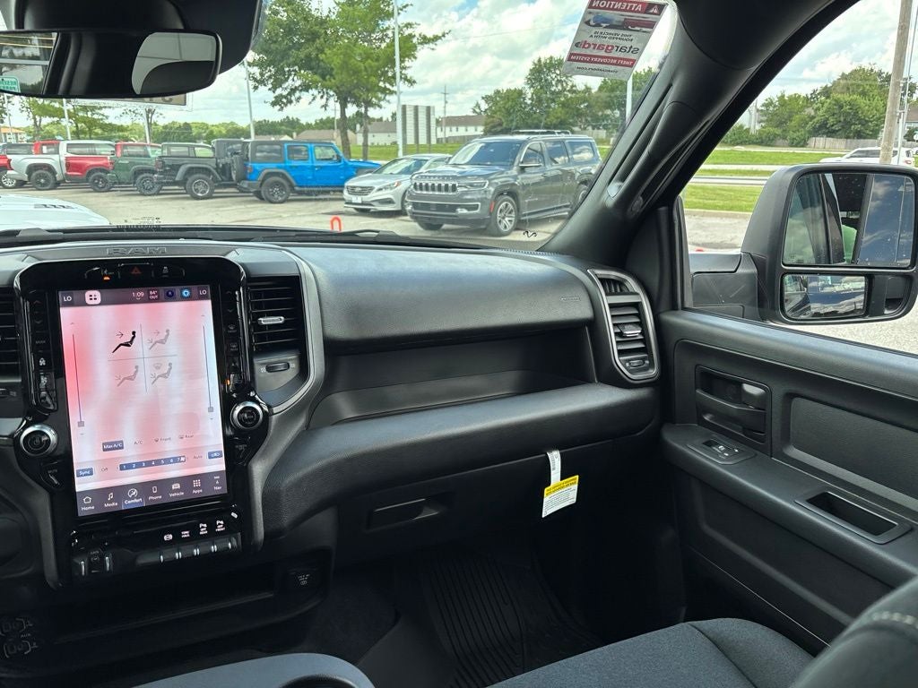 2026 RAM 2500 RAM 2500 WARLOCK CREW CAB 4X4 6'4' BOX