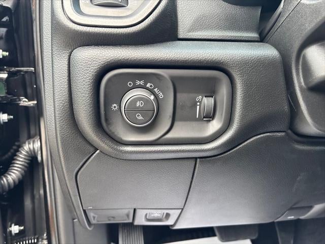 2026 RAM 2500 RAM 2500 WARLOCK CREW CAB 4X4 6'4' BOX
