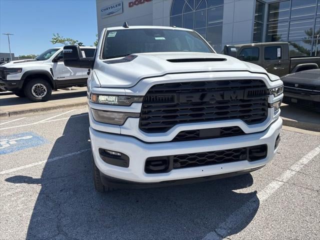 2026 RAM Ram 2500 RAM 2500 BLACK EXPRESS CREW CAB 4X4 6'4' BOX