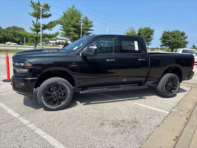 2026 RAM Ram 2500 RAM 2500 BLACK EXPRESS CREW CAB 4X4 6'4' BOX