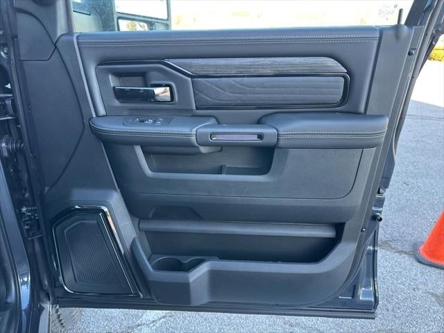2026 RAM Ram 2500 RAM 2500 LIMITED CREW CAB 4X4 6'4' BOX