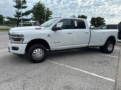 2026 RAM Ram 3500 RAM 3500 LARAMIE CREW CAB 4X4 8' BOX