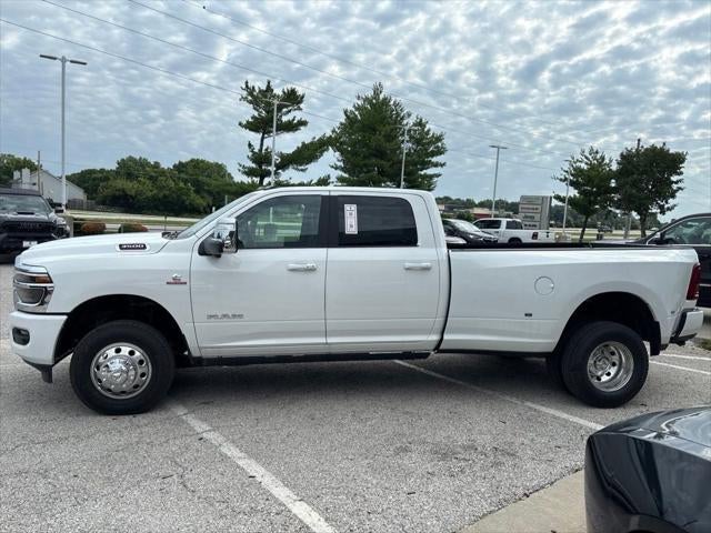 2026 RAM Ram 3500 RAM 3500 LARAMIE CREW CAB 4X4 8' BOX