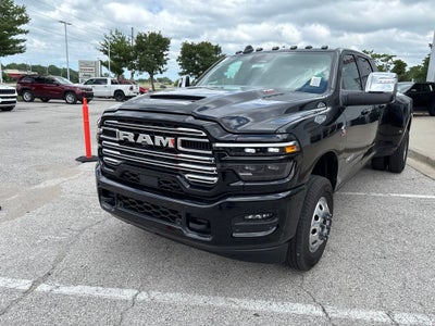 2026 RAM Ram 3500 RAM 3500 LARAMIE MEGA CAB 4X4 6'4' BOX