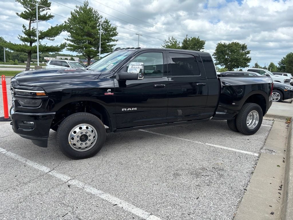 2026 RAM Ram 3500 RAM 3500 LARAMIE MEGA CAB 4X4 6'4' BOX