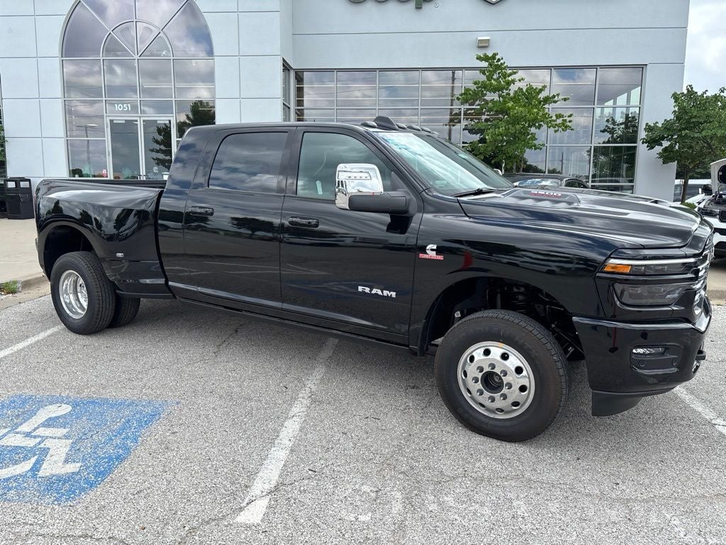 2026 RAM Ram 3500 RAM 3500 LARAMIE MEGA CAB 4X4 6'4' BOX