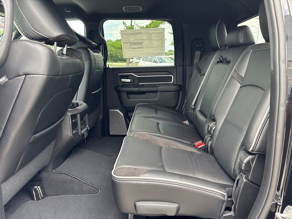 2026 RAM Ram 3500 RAM 3500 LARAMIE MEGA CAB 4X4 6'4' BOX