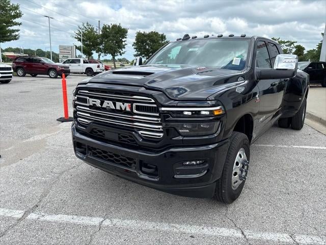 2026 RAM Ram 3500 RAM 3500 LARAMIE MEGA CAB 4X4 6'4' BOX