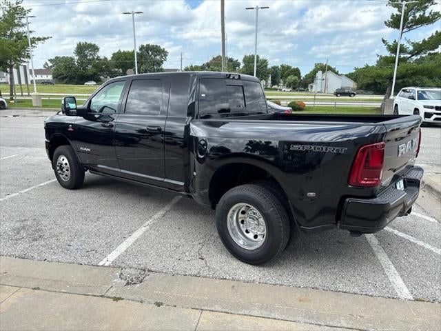 2026 RAM Ram 3500 RAM 3500 LARAMIE MEGA CAB 4X4 6'4' BOX